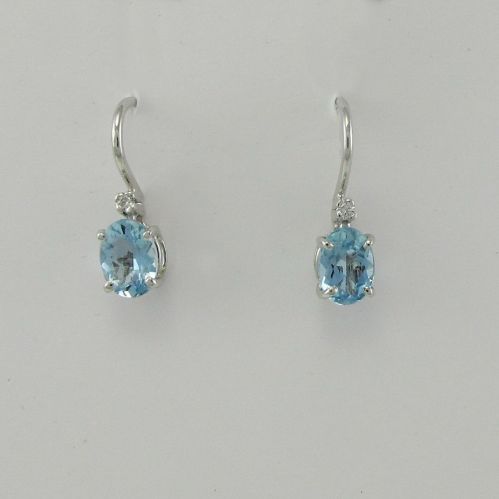 Earrings PENSIERI Natural Aquamarine Ct. 1.40, Diamonds Pt 3.5 G/VS, Gold 750 ‰