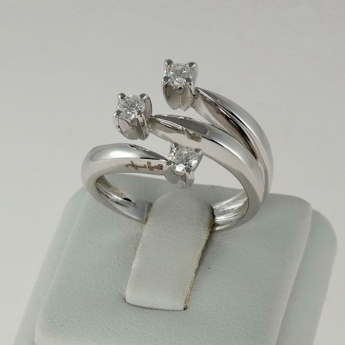 GIANNI CARITA Trilogy Ring Diamonds Ct 0.45 G color, 18 Kt white gold