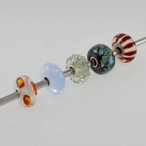 TROLLBEADS beads verre faites à la main, Une beads de votre choix 45 € chacune