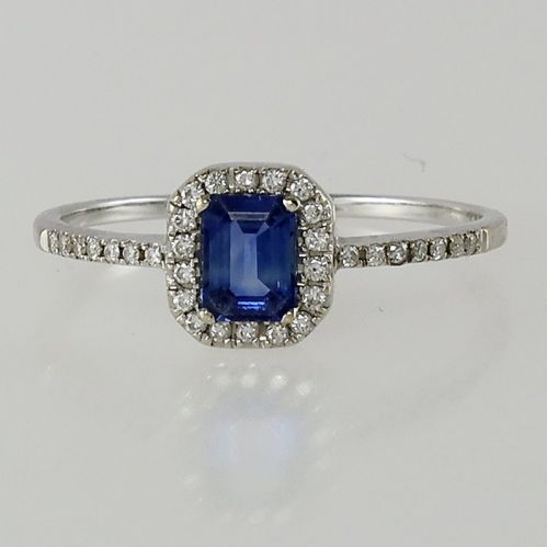 GIANNI CARITÀ Ring, Sapphire 0.65 ct, Natural diamonds 0.12 ct, 750 White gold