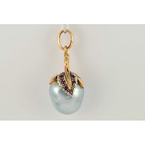 Pendant antique style, Australian pearl, rosette diamonds, rubies, Gold, silver