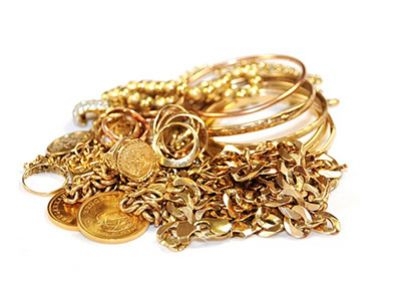 Clean and store gold jewelry